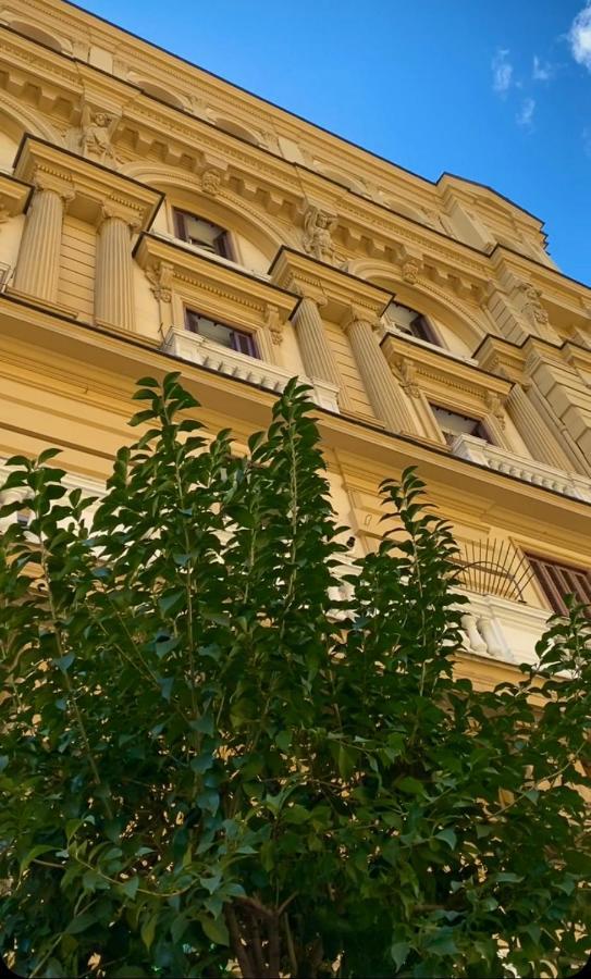 Quatrum Napoli - B&B Экстерьер фото