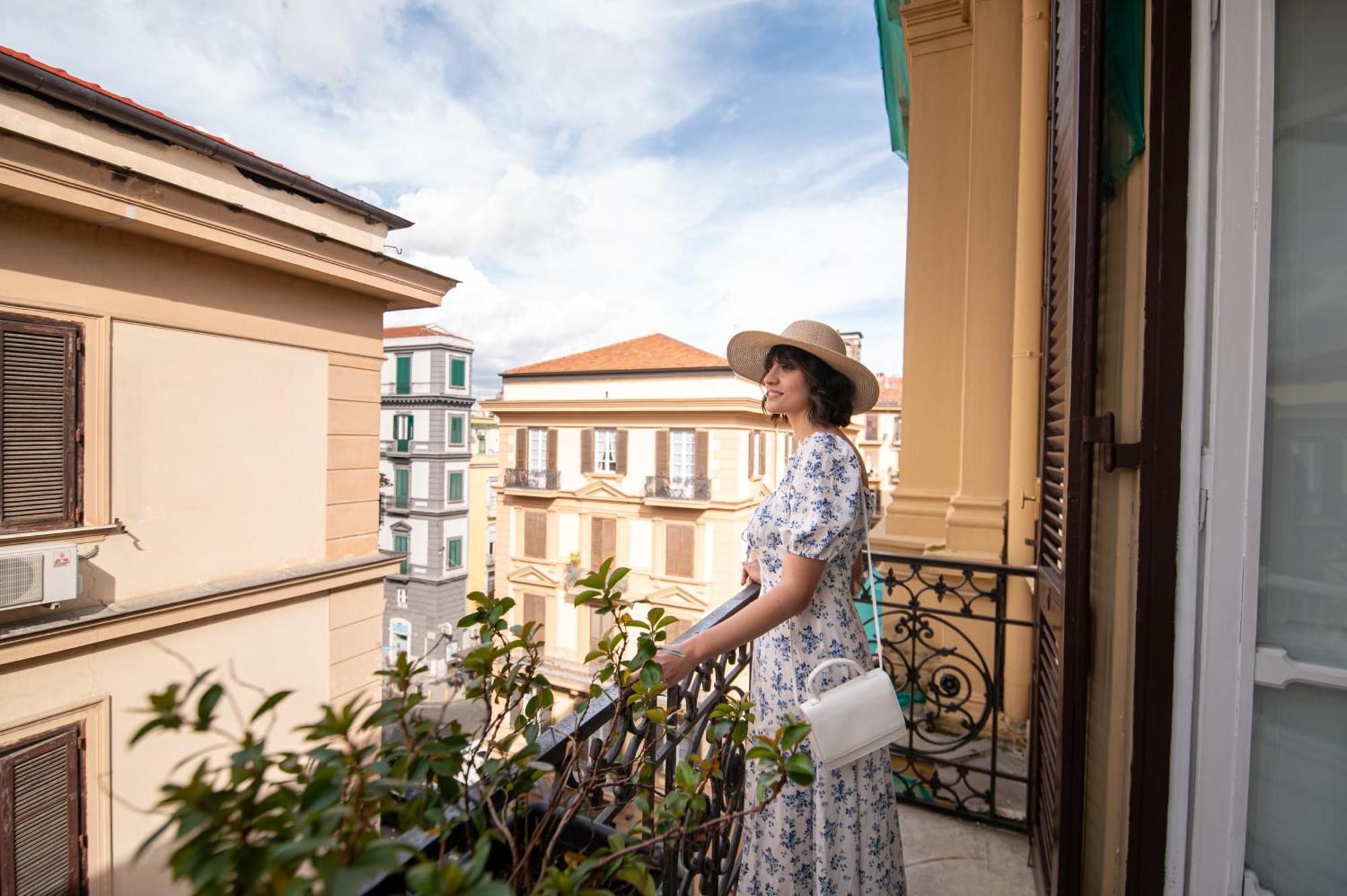 Quatrum Napoli - B&B Экстерьер фото